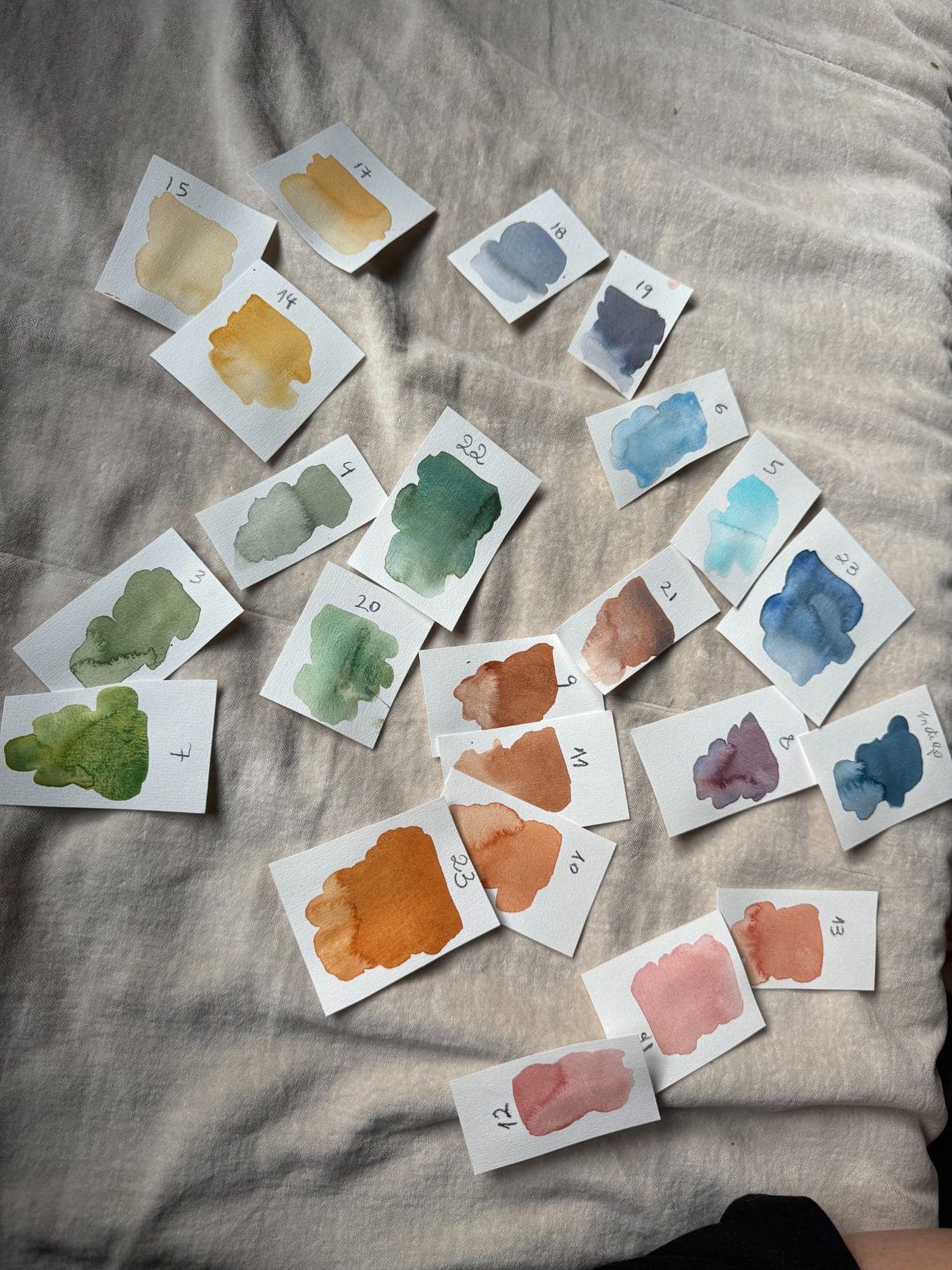Color swatches.